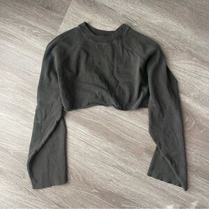 Joah Brown Gray Cropped Sweatshirt